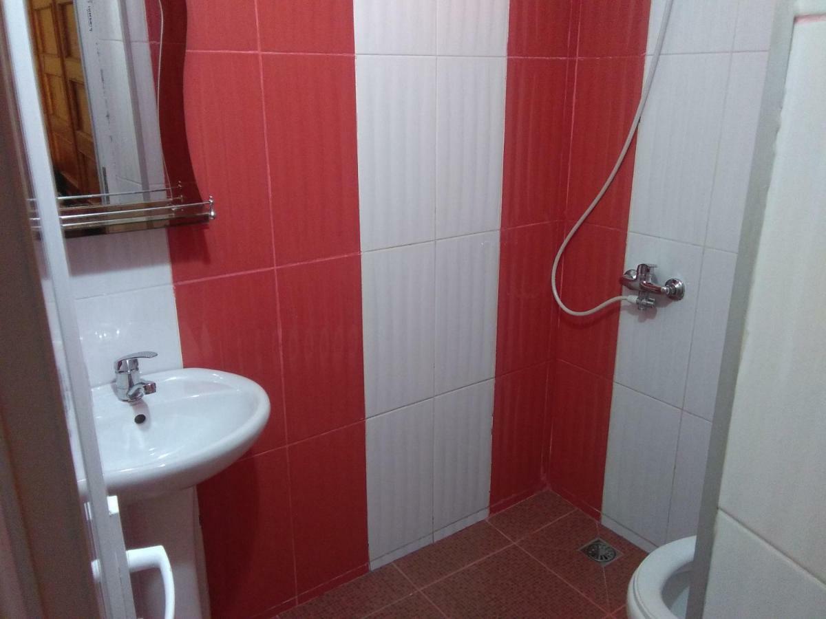 Str.Agmashenebeli 548 Hotel Kobuleti Exterior photo