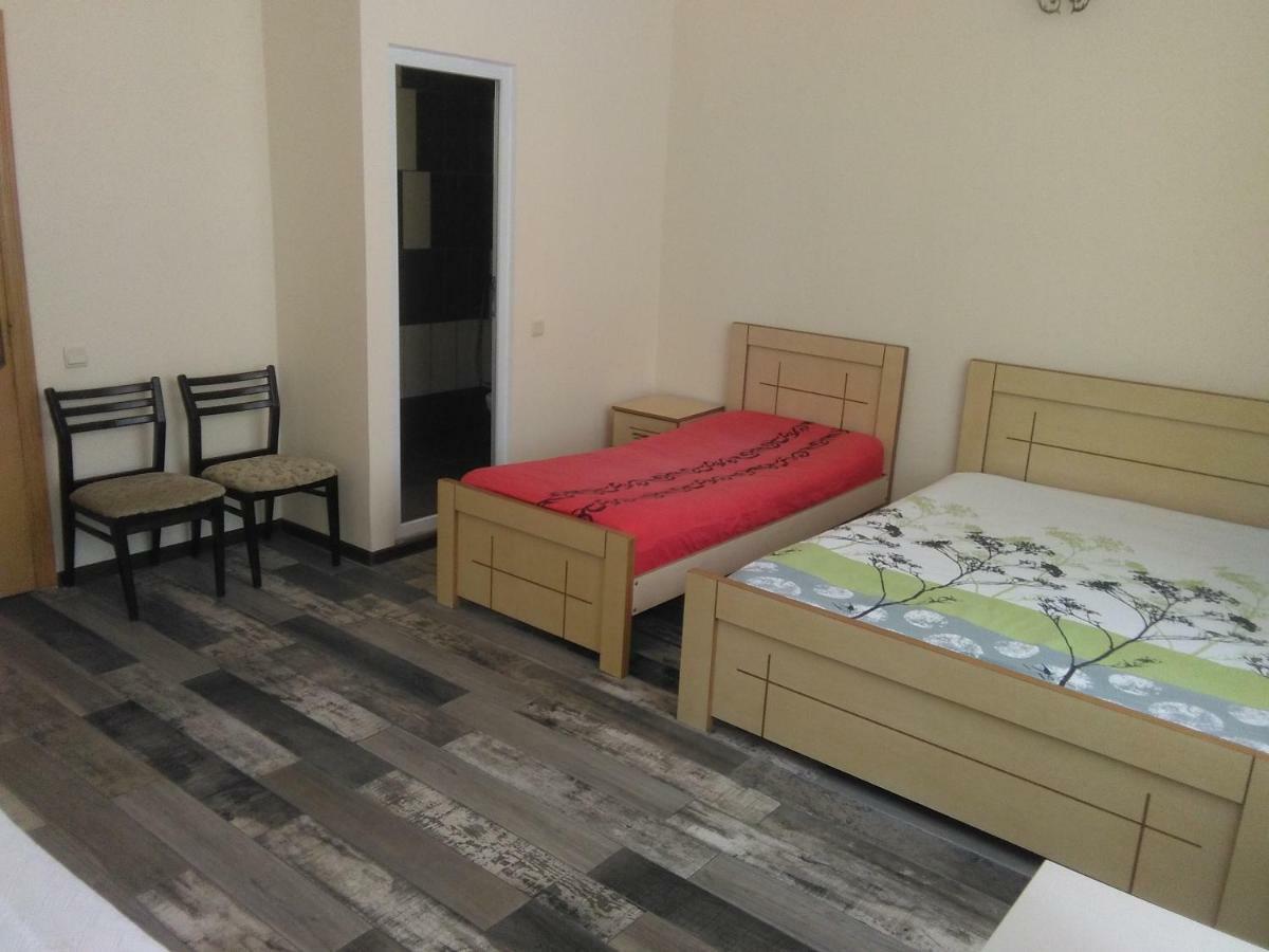 Str.Agmashenebeli 548 Hotel Kobuleti Exterior photo